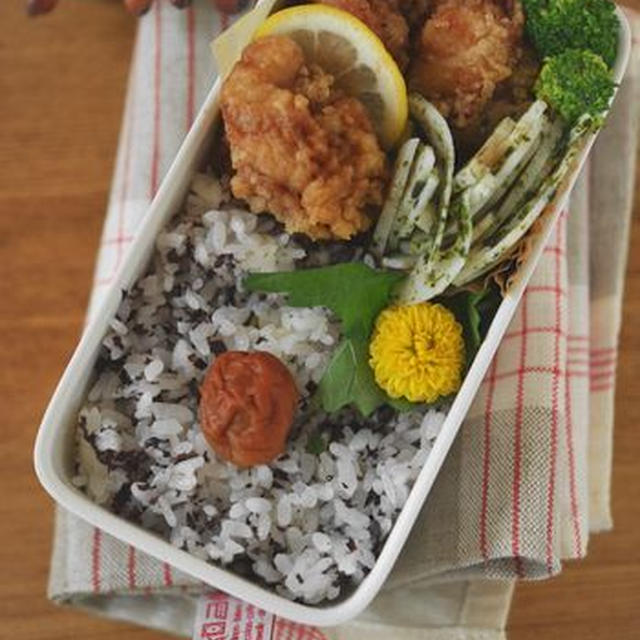 ママ弁「唐揚げのお弁当」