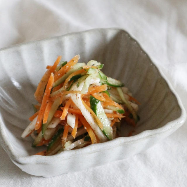 かね吉だし濃いこくで作る！シャキねば野菜のコク旨和え