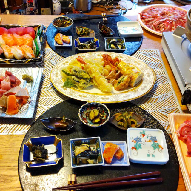お寿司、天ぷら、しゃぶしゃぶ、刺身…豪華な休日の家呑み
