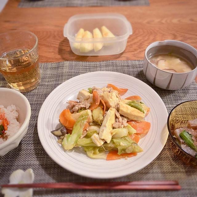 豆腐ごはんだけどカサ増ししたらこんなの！　晩ごはん