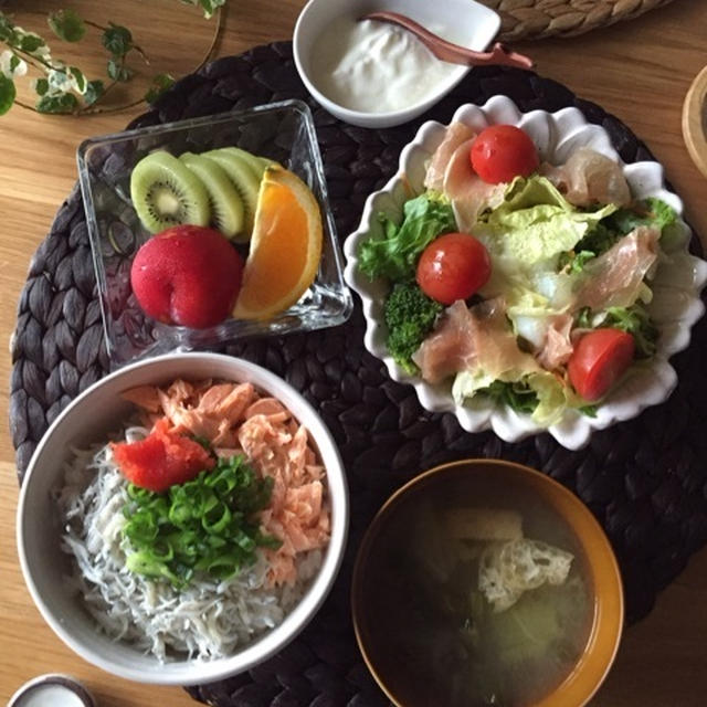 練習前の朝ごはんと練習後のお弁当♪
