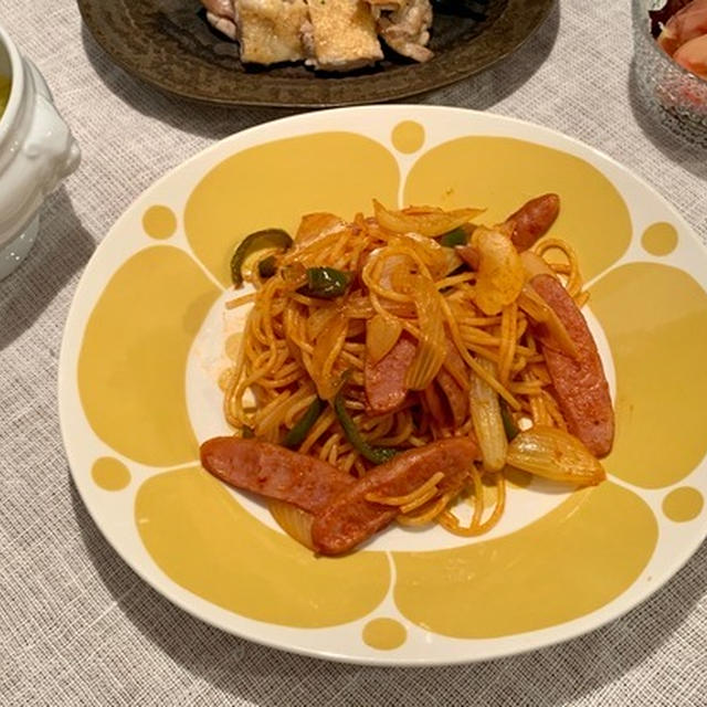 ナポリタンとパルメザンチキンの夜ごはん