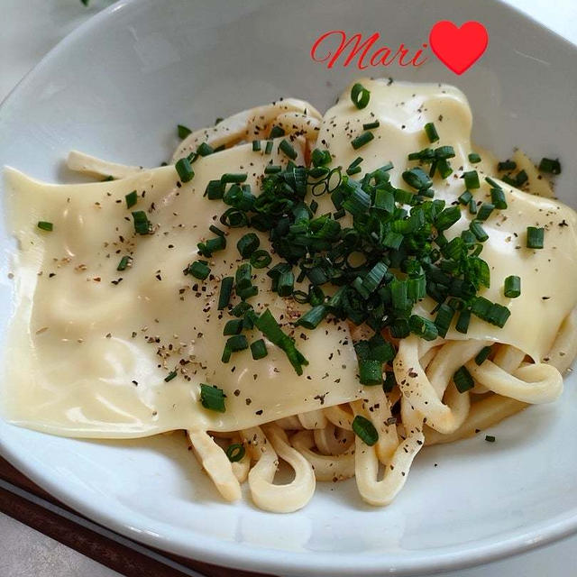 《レシピ有》レンジで簡単！チーズうどん。