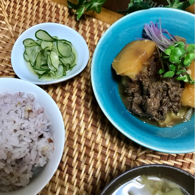 圧力鍋で作る！水無し絶品肉じゃが！