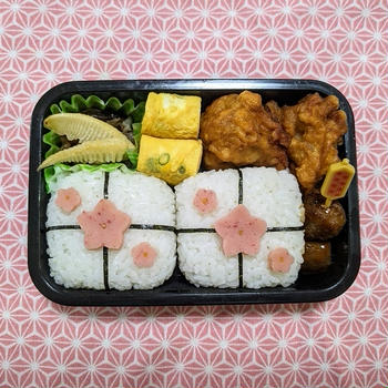 ギョニソの桜 のお弁当