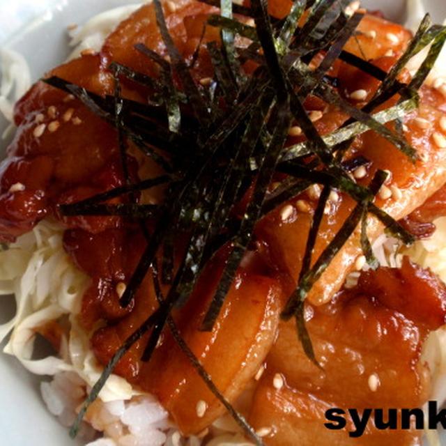 簡単！！豚バラ肉とキャベツのガーリック甘辛丼