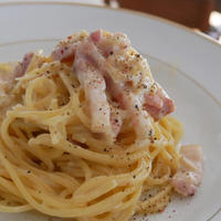 白味噌パスタと白味噌コーンスープ、昨日の昼ごはん