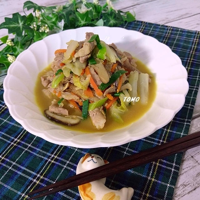 白菜消費にも♪食物繊維たっぷり！白菜と豚肉のオートミール中華煮