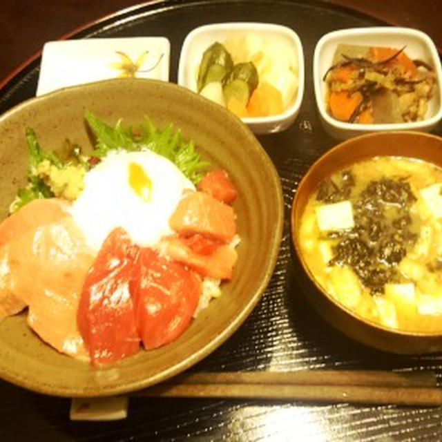 まぐろ温玉丼でノンアルコールデー