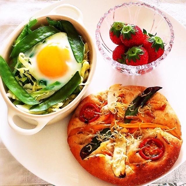 春フォカッチャ　de　簡単朝食。。。フランス旅行へ。。。