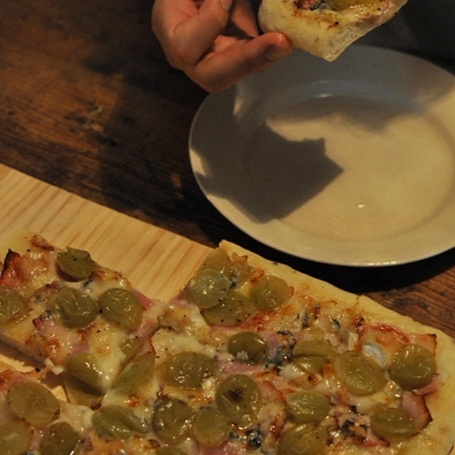 夫特製 季節限定　ロザリオのPIZZA