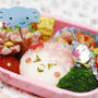 女の子弁当　さくらの花びら