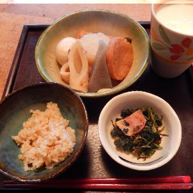 パセリの高菜ベーコン炒めとおでん