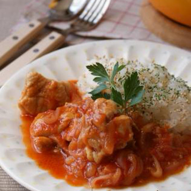 そうだ！煮込み料理にしよう♪鶏のコトコトトマト煮