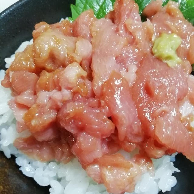 楽キレ！金曜日！本マグロ串焼き！頑張り過ぎないde早いのに・・うまい！寒いのでまったりと飲む！