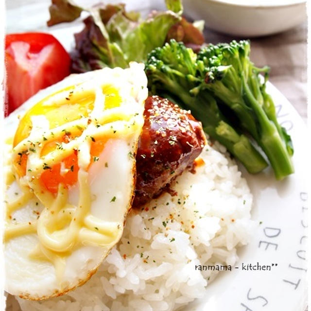 豆腐ハンバーグでロコモコ