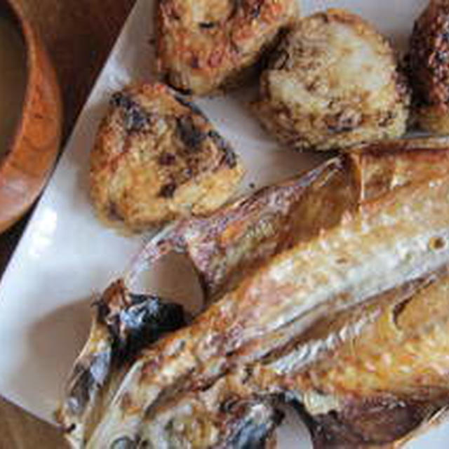 ☆ゴーヤの佃煮で焼きオニギリ☆　頂き物ご紹介。