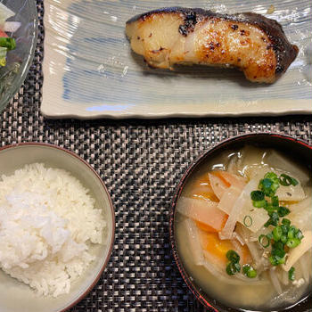 最後の夕食はちょっと贅沢に