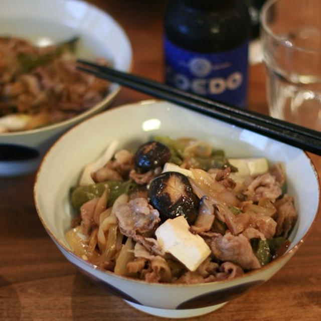 具だくさんな牛ネギ丼