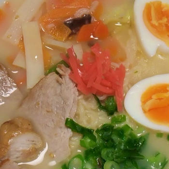 最後のうまかっちゃんとセブンの１００円おにぎり