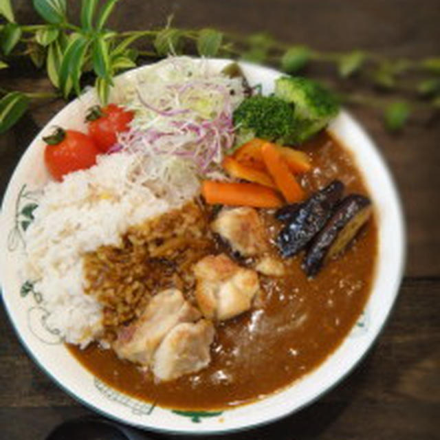 昼カフェ★チキン茄子カレー