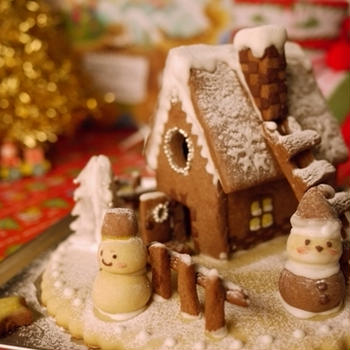 クリスマスのお菓子の家