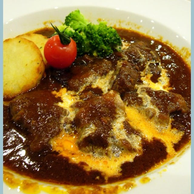 お箸で切れちゃうビーフシチュー”プレミアム試食体験会 