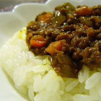 焼肉のたれで作る「ドライカレー」