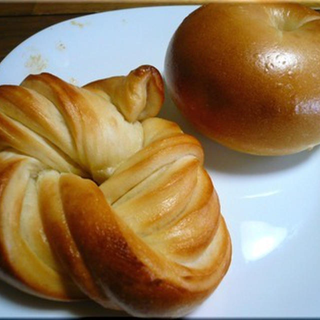 ベーグルオレとはちみつバターベーグル