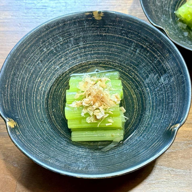 ひと手間掛けた蕗の青煮！