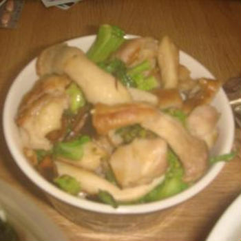 菜の花とエリンギと軟骨の炒め物