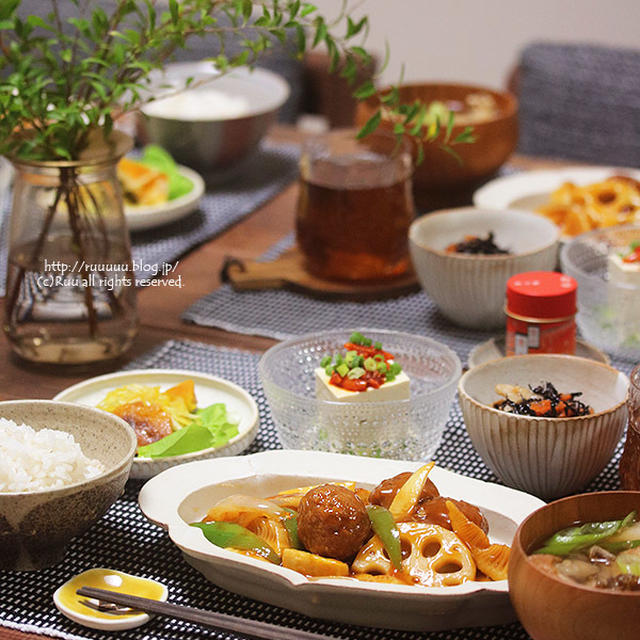 献立 肉団子の酢豚と油麩のけんちん汁などなど 酢豚の面倒くささと油麩の美味しさと By るぅさん レシピブログ 料理ブログのレシピ満載