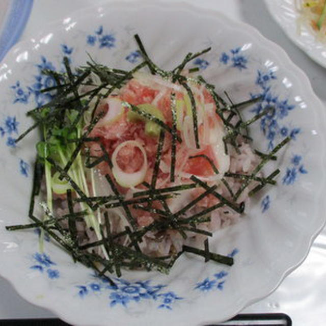 ネギトロ丼★★★