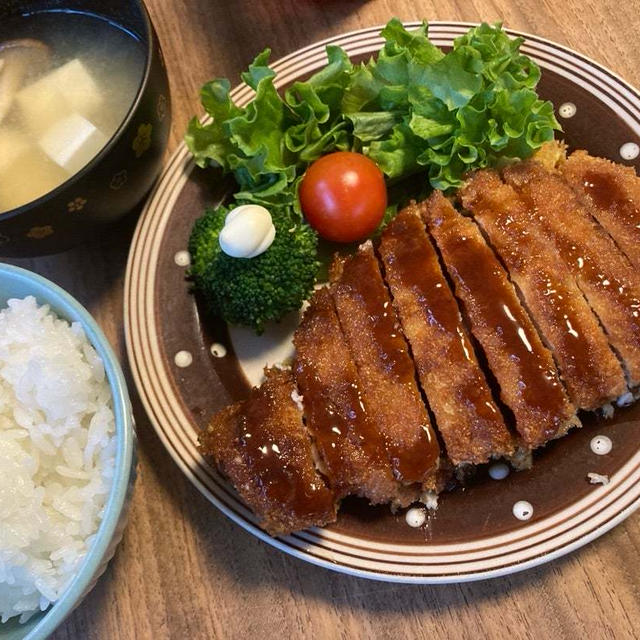 トンカツ！焼きそば！鯛めし！
