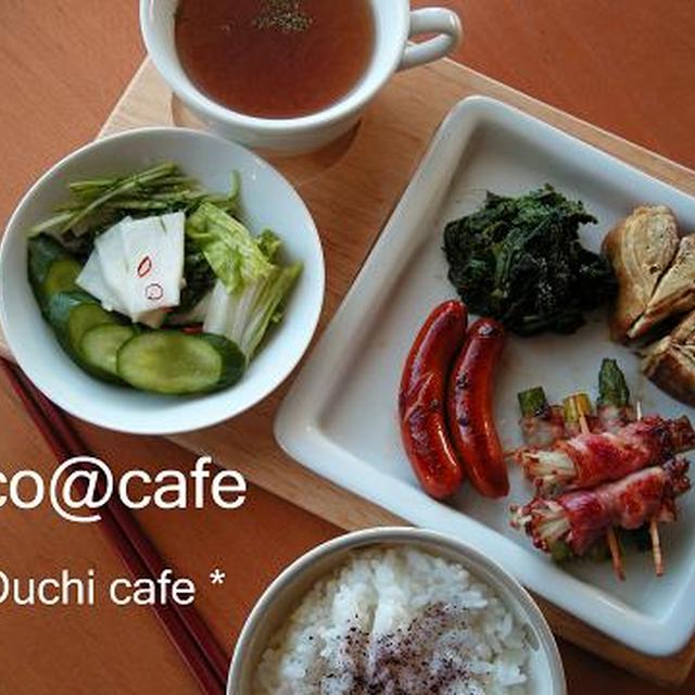 本日の簡単ランチプレートと今朝の塩鮭のバジルミルクスープ