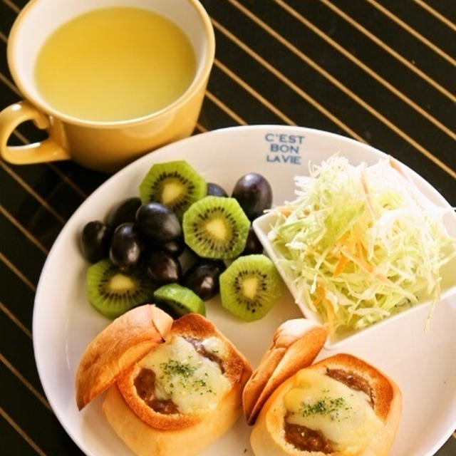 カレーカップパン / お兄ちゃんの塾弁
