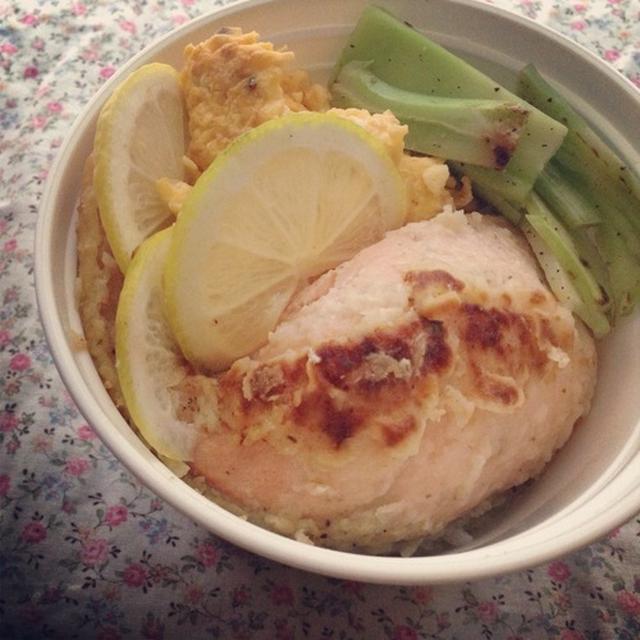 鮭のムニエル弁当