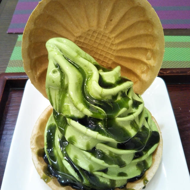 帰省☆おやつは抹茶ソフトクリームモナカwith抹茶蜜