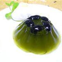 贅沢☆丹波黒黒豆の抹茶ゼリー