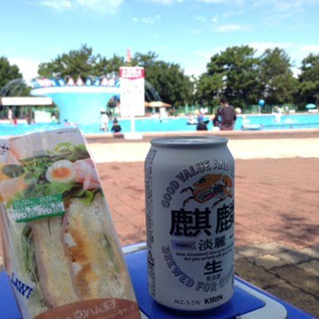 浜寺公園のプール