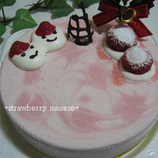 X'mas.ver苺のムースケーキ