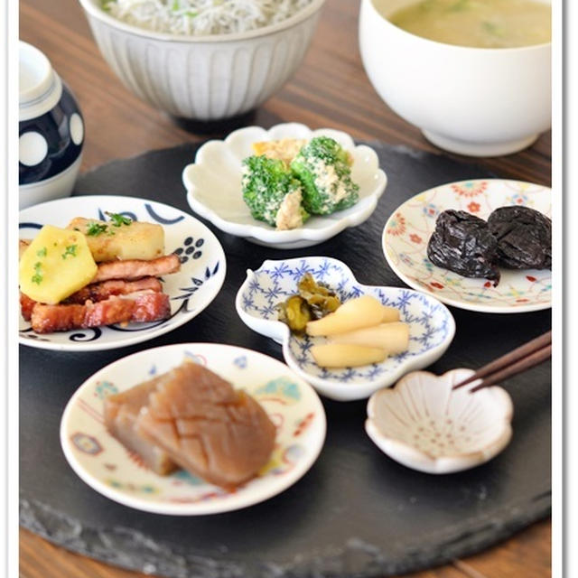 しらす丼の朝ごはん