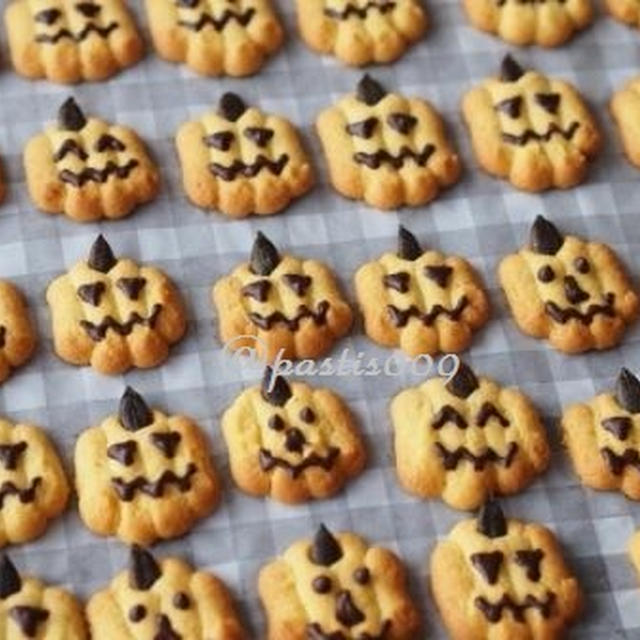 ハロウィーンのお花とクッキー♪