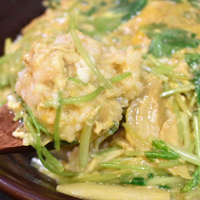 子供もお気に入り♪三つ葉たっぷり玉子丼