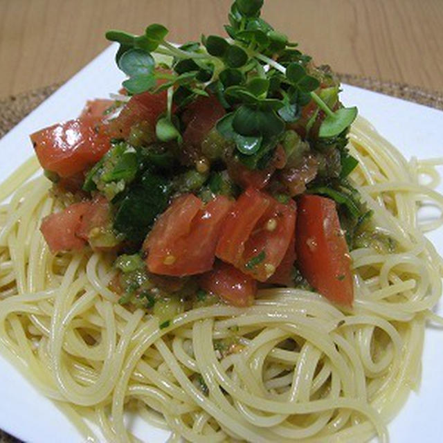 トマトたっぷり☆冷たーいパスタで朝ごはん