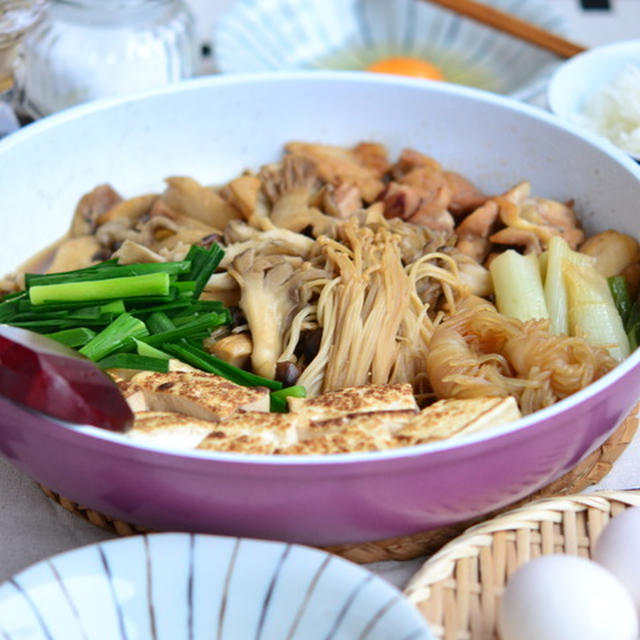 【コラム執筆掲載】お財布にやさしいきのこたっぷりのすき焼きレシピ