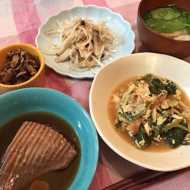 カスベの煮付け定食