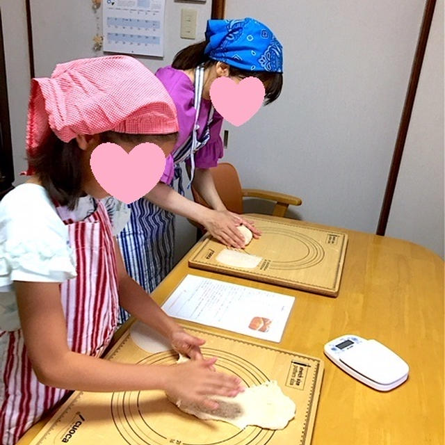 パン生地に触れて、出来上がりの工程が楽しめてワクワク！！ずっと待ってた親子パンレッスン