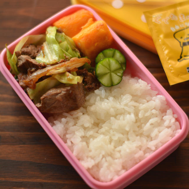 夏休みのお弁当。と、アメちゃんとちょりママの「にこにこ朝ごはん♪」。