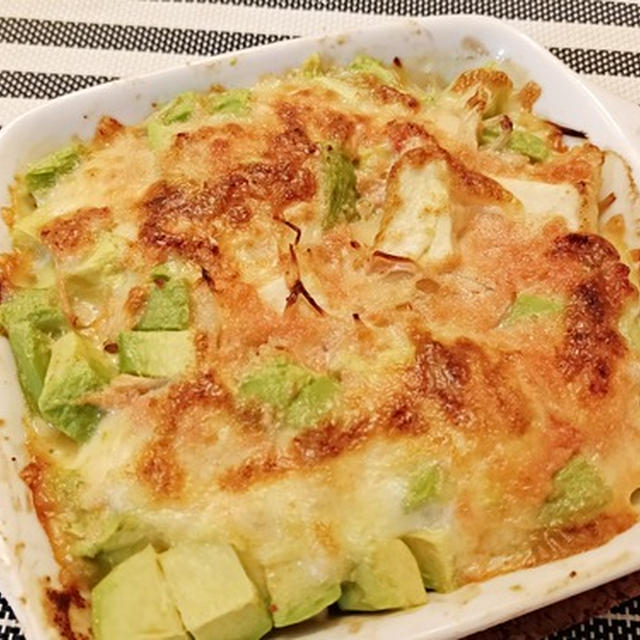 少しだけ食材が残ってしまった時は☆絹揚げとアボカドのチーズ焼き♪